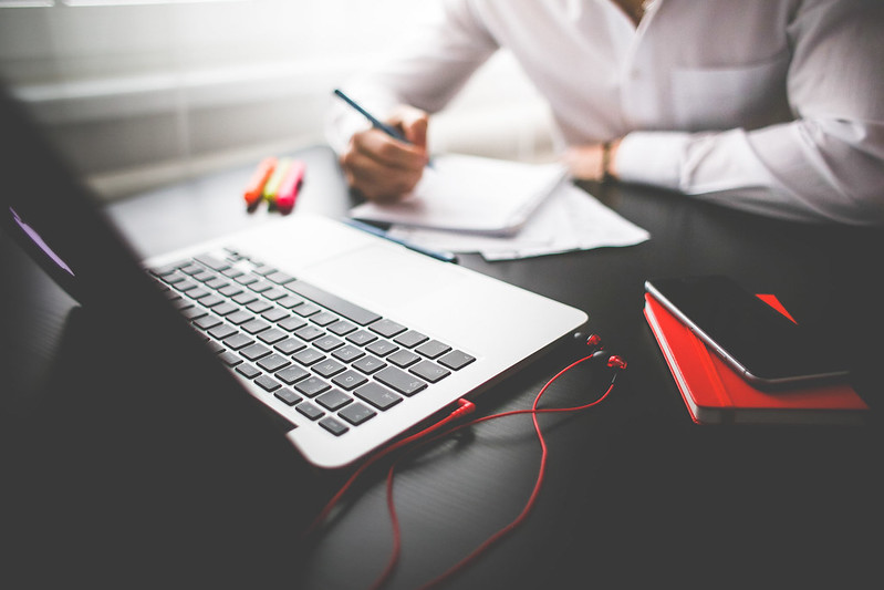 Your Sales Pitch Begins With Your First Sentence