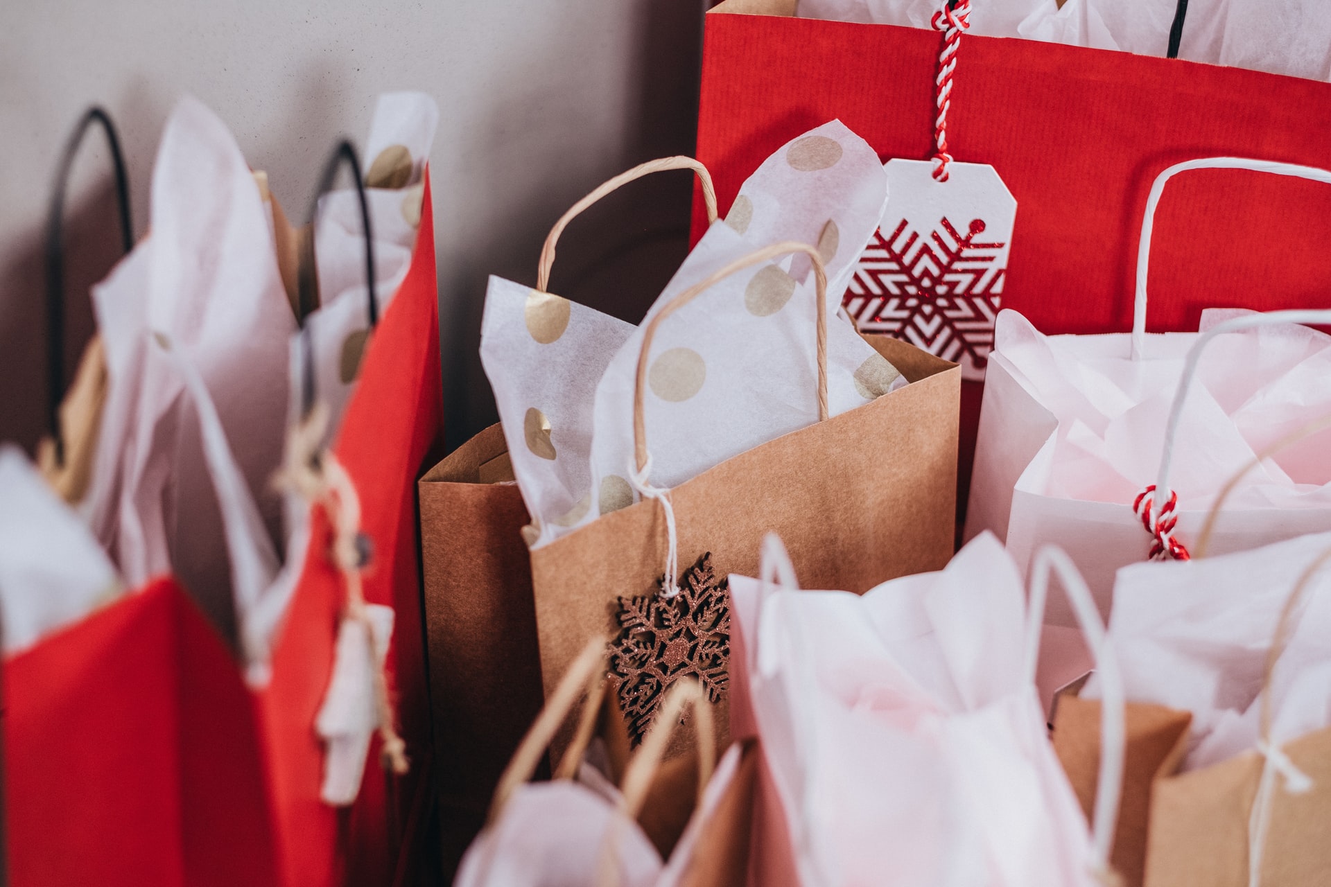 How Corporate Gifts Can Help You Boost Sales