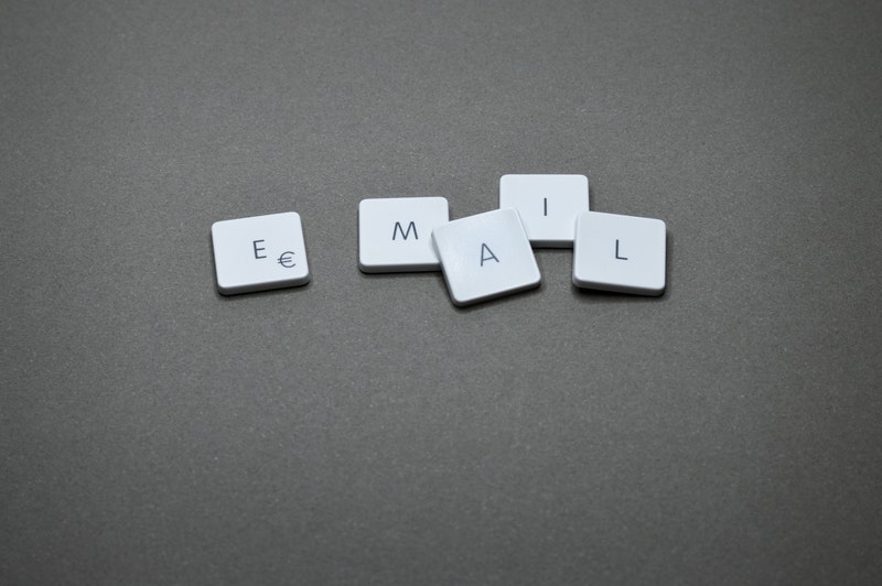 How to send emails that turn readers into buyers