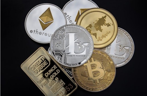 How Does a Business Work with Cryptocurrency?